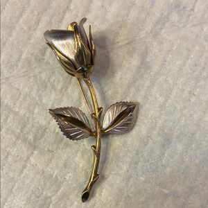 Vintage 1960 Elegant Gold and Silver Rose Brooch
